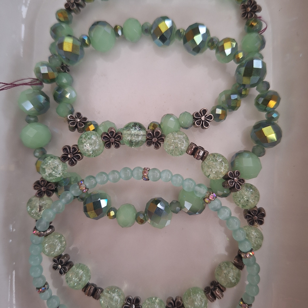 Elegant Green Beaded Bracelet Set